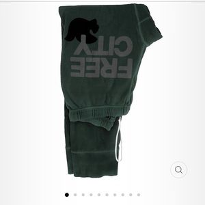 FREECITY 3/4 bush sweatpant